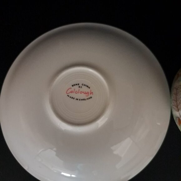 Colclough Bone China Teacup & Saucer Set Gold Trim Leaf Design England - Picture 12 of 12